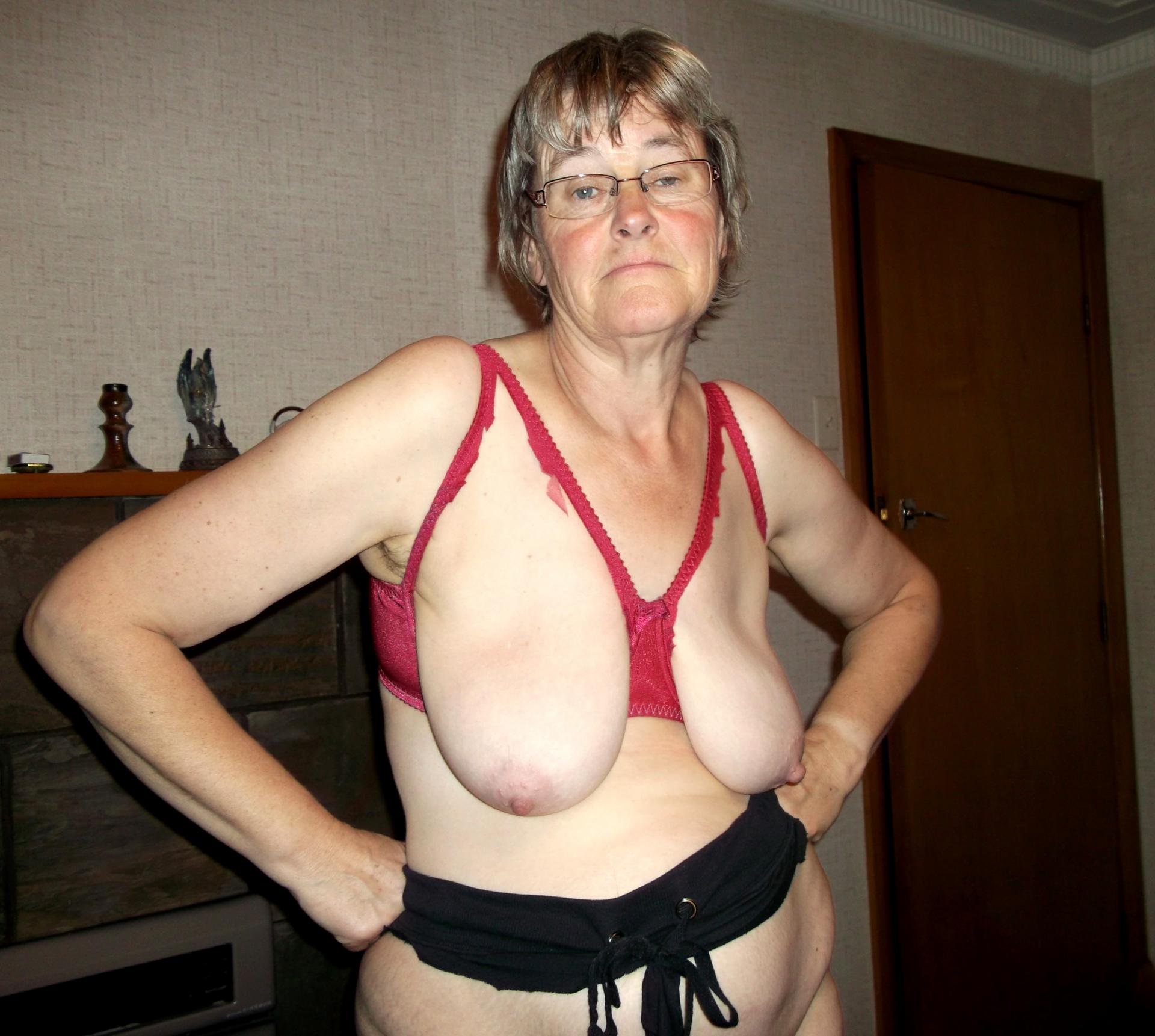 ReifeMelanie aus Nordrhein-Westfalen,Deutschland